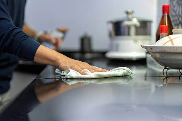 wiping-kitchen-counter